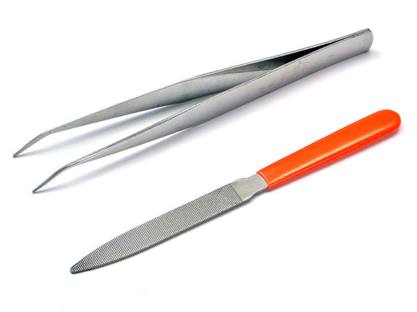 Tamiya - Basic Tool Set - Nippers, Screwdrivers, Knife, Tweezers, File - Craft Tool Series No. 16
